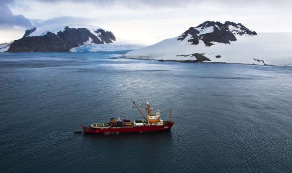 ANTARCTICA-BRAZIL-SHIP