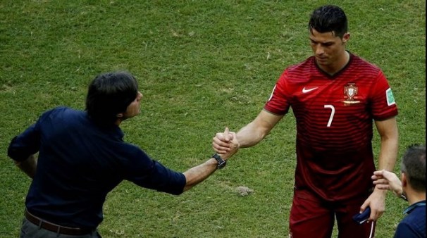 Saludo Low y CR7