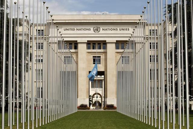  Bandera de las Naciones Unidas ondea a media asta en recuerdo de los 11 miembros de las Naciones Unidas que han perdido la vida durante el conflicto entre Israel y Gaza. EFE