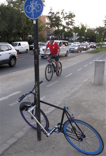 CHILE-BICICLETA INROBABLE