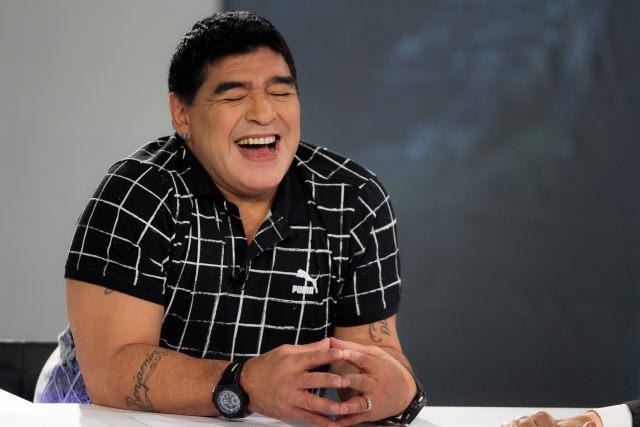 MARADONA EN SU PROGRAMA DE TELEVISIÓN "DE ZURDA VIAJERO"