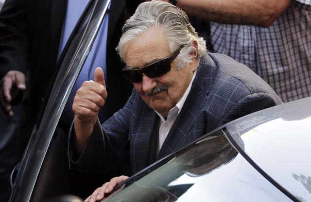 Mujica llega a Caracas para participar en acto de solidaridad con Chávez