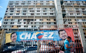 Aunque Chávez no esté, el Gobierno pretende seguir en funciones
