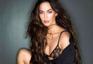 Sí, Megan Fox vuelve a enseñarnos su ropa íntima y nos rendimos a su rostro seductor (FOTOS)