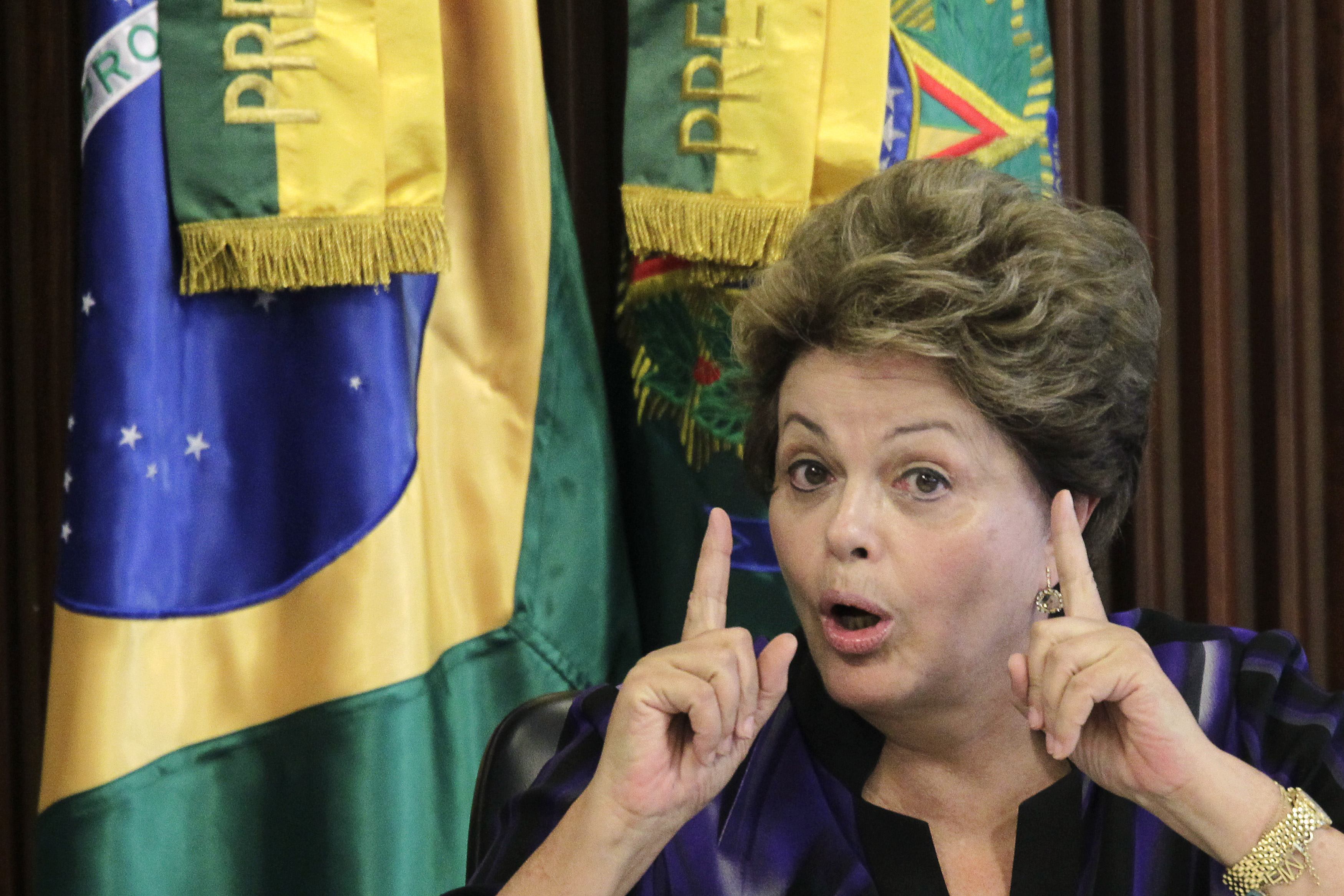 Rousseff fue a la misa en memoria de los fallecidos en la discoteca