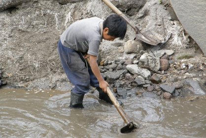 Cerca de nueve millones de niños y adolescentes trabajan en América Latina