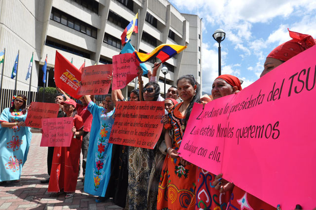 Mujeres wayúu inician huelga de hambre ante el TSJ (Video)