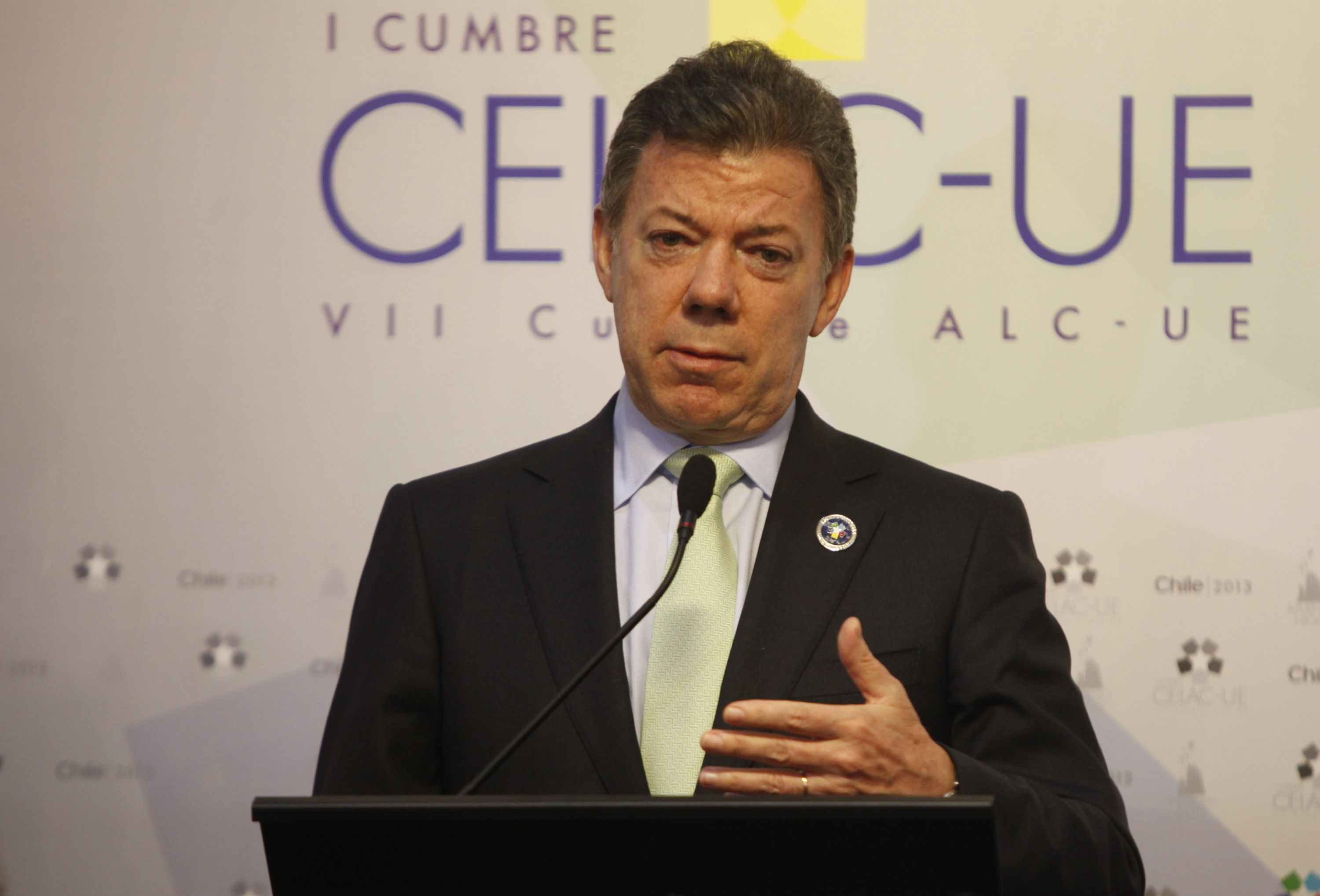 Santos autoriza comisión para liberación de alemanes retenidos por ELN