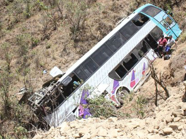 Tras la caída de un autobús en Perú hay 24 fallecidos y 18 heridos