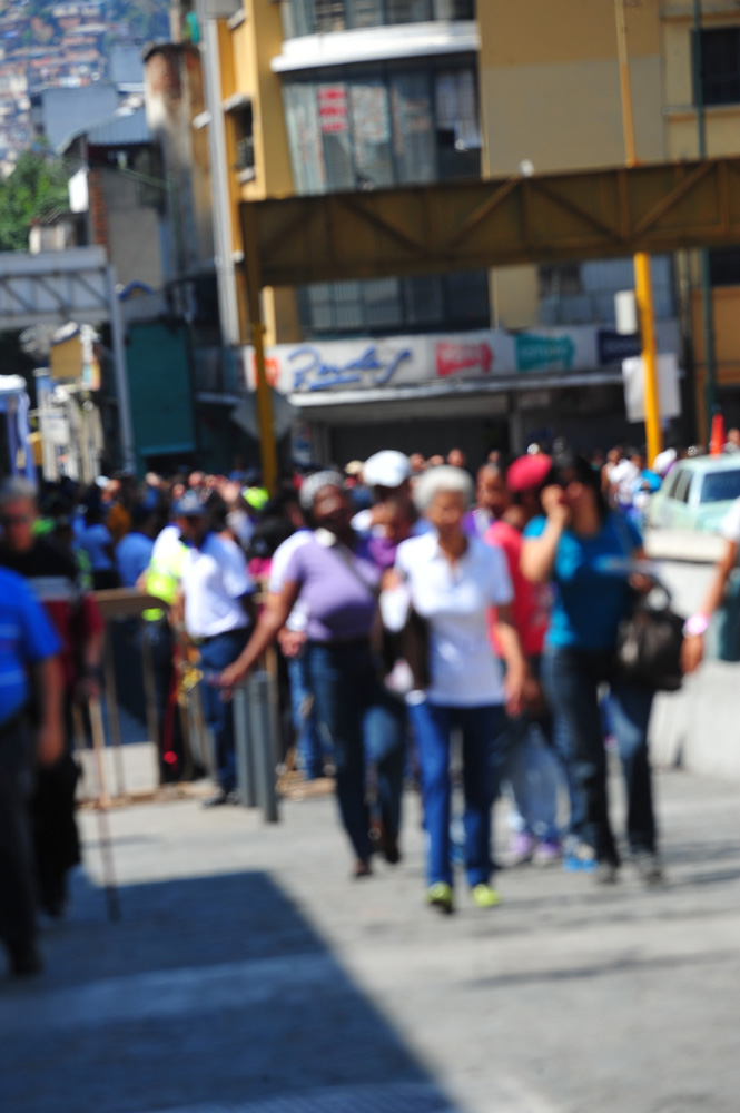 Así llegaron los fieles a venerar al Nazareno (Fotos)