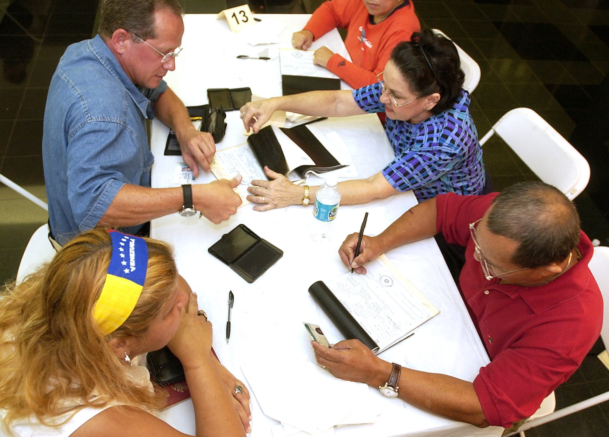 Venezolanos en Florida piden al CNE detallar ubicación del centro electoral en Nueva Orleans