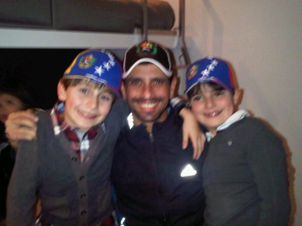 Capriles confirma estar conspirando (Fotos)