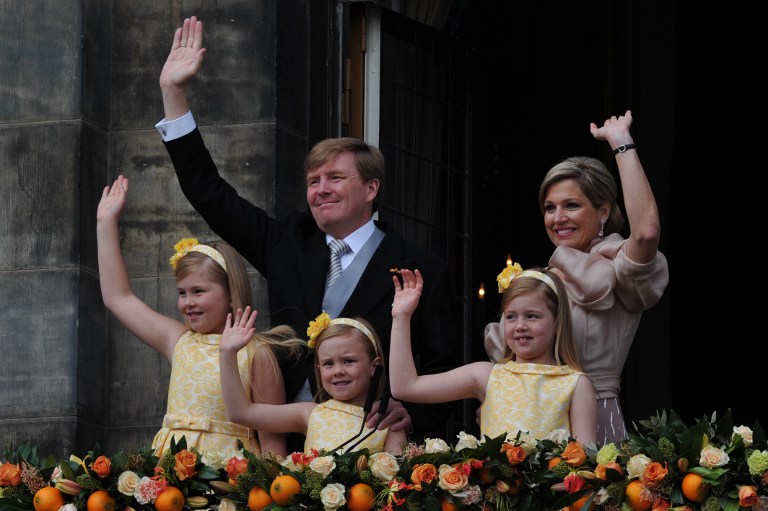 Las hijas de los reyes de Holanda vistieron hoy moda española