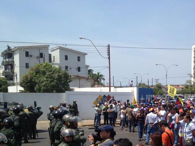 Anzoátegui también pide auditoría electoral (Fotos)