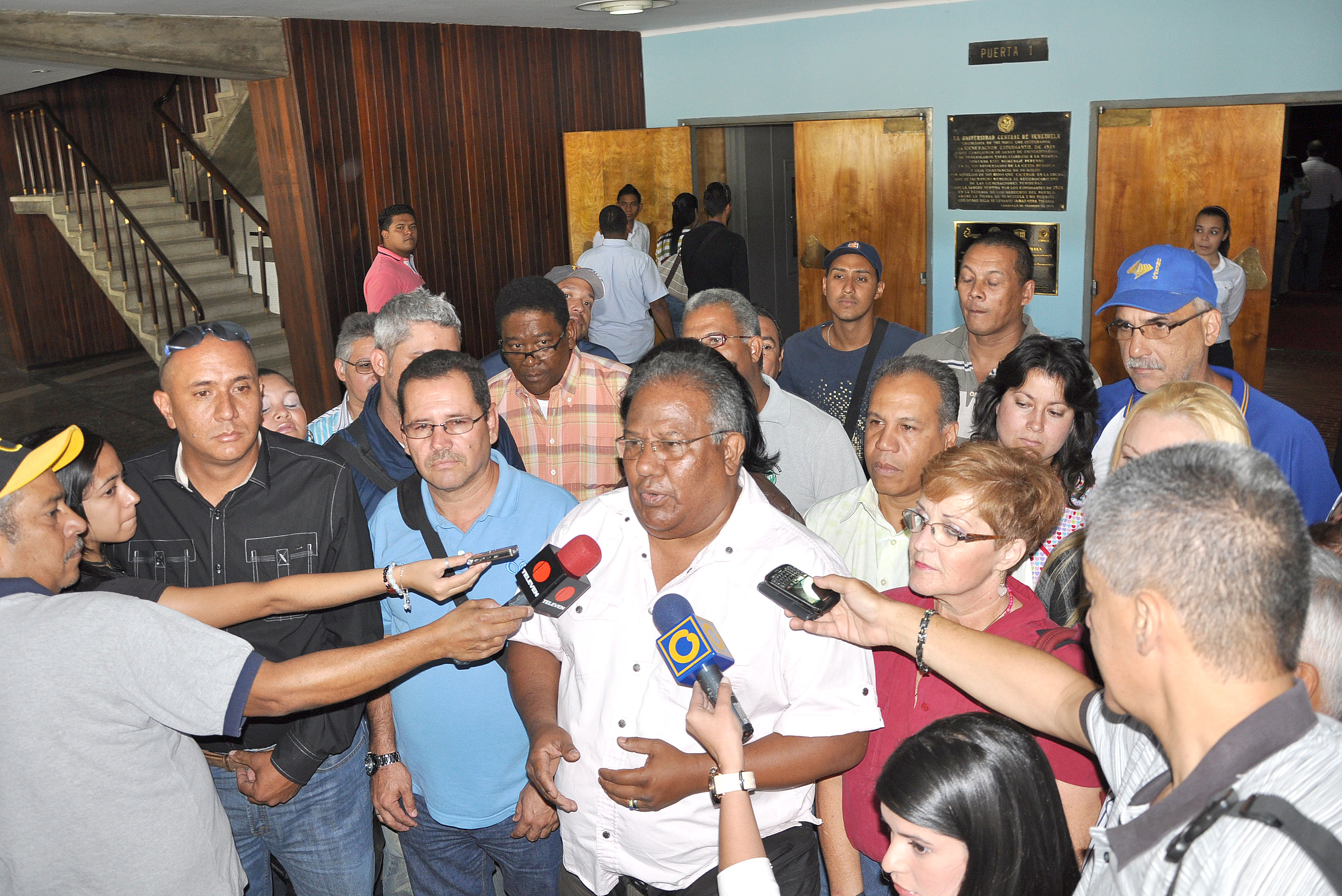 Trabajadores universitarios marcharán hasta la AN