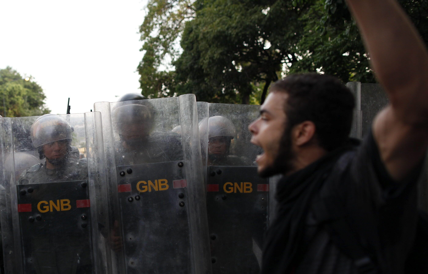 Cuatro muertos en las protestas de este lunes, según Avn