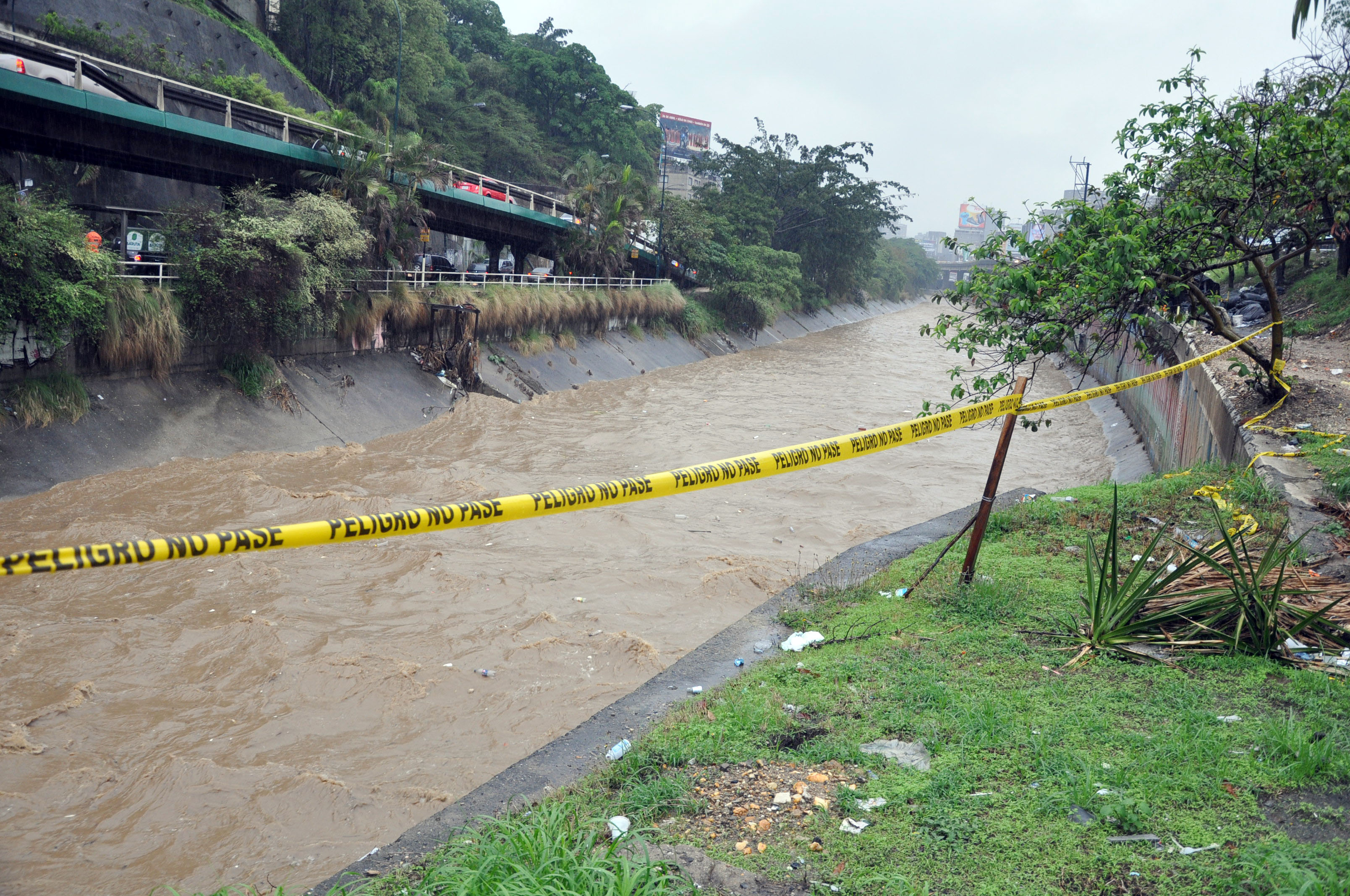 Así está Caracas por las lluvias de este lunes (Fotos)