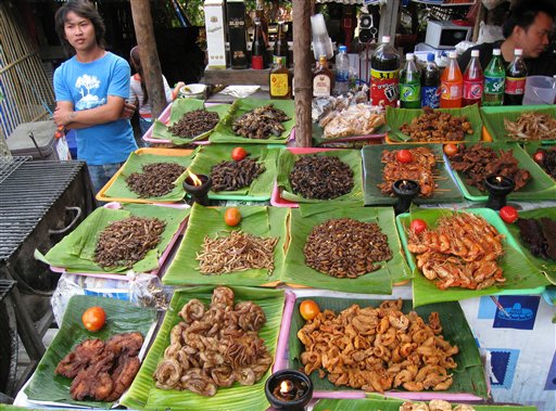 Comer insectos puede aliviar crisis de alimentos