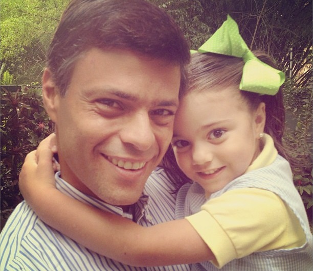 Así celebra Leopoldo López el acto del Día del Padre (Foto)