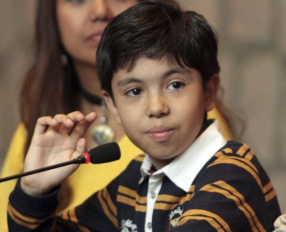 Niño prodigio quiere estudiar física cuántica en Harvard