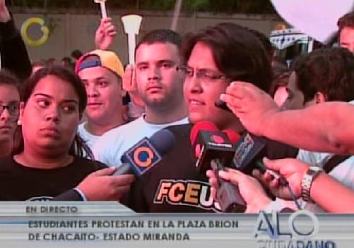 Trancada avenida Francisco de Miranda por estudiantes