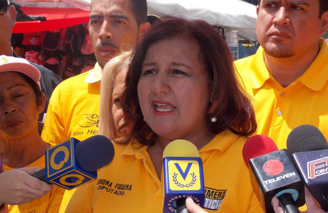 Dinorah Figuera: la junta comunal velaría por el cumplimiento de la Ley de Lactancia Materna