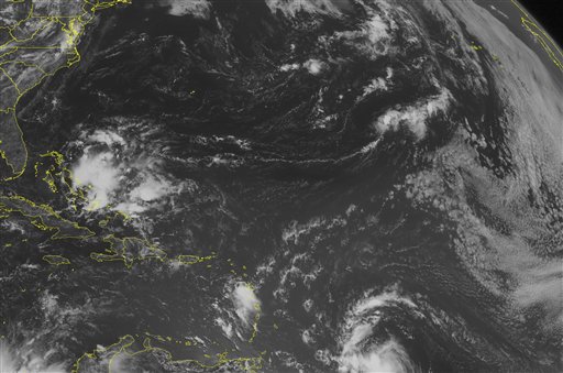 Tormenta Chantal mantiene rumbo hacia las Antillas