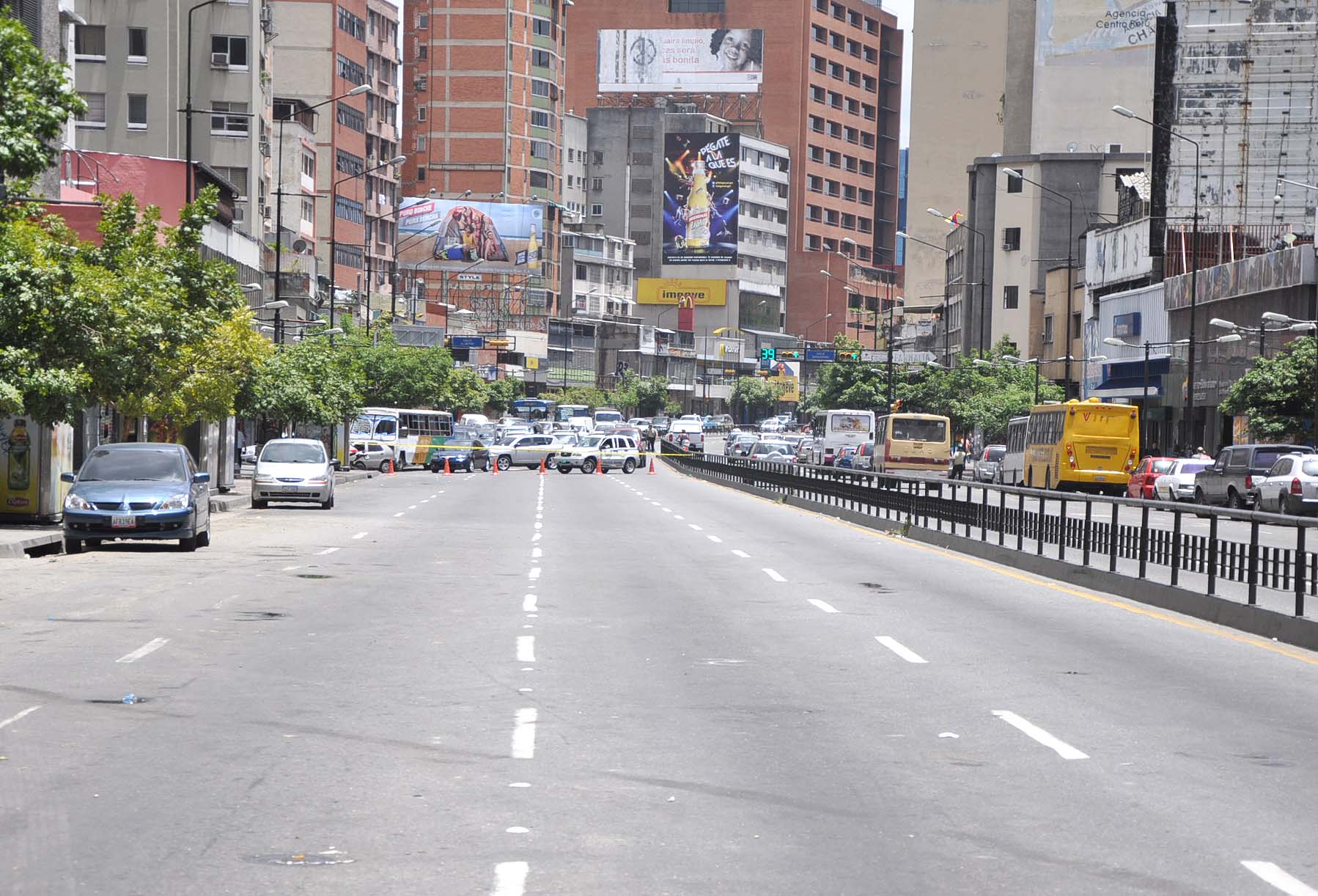 Cerrado tramo de la Av. Francisco de Miranda por trabajos en el Metro (Fotos)