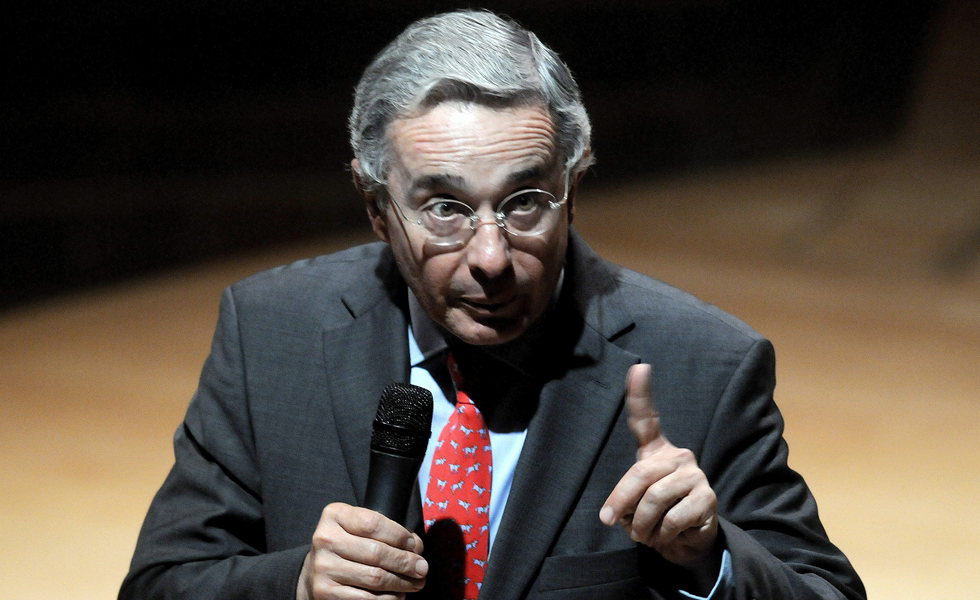 Señalan al Psuv de planear fallido atentado en contra de Álvaro Uribe