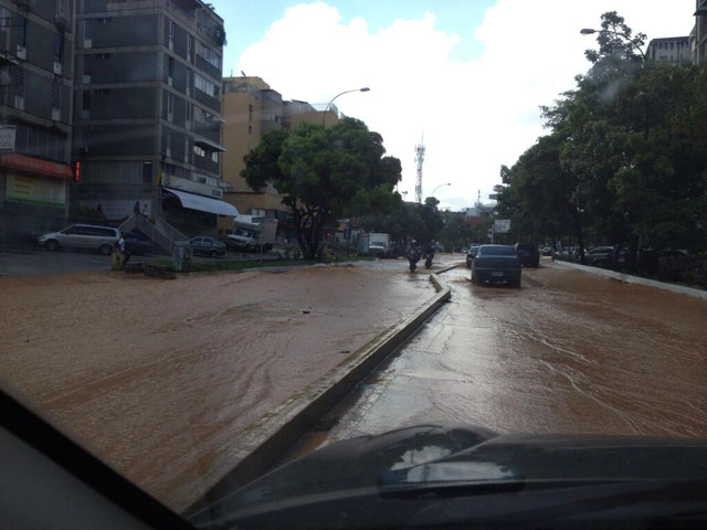 Esta noche estaría restituido el servicio de agua en zonas afectadas de El Cafetal