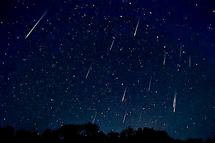 Se aproxima lluvia de meteoritos que llenará el cielo de estrellas fugaces