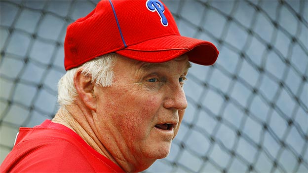 Los Filis de Filadelfia despiden a Charlie Manuel