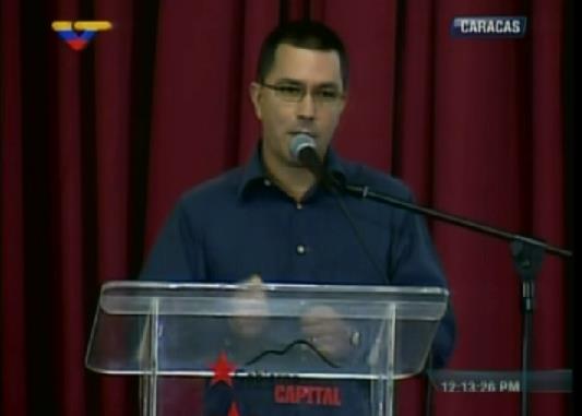 Arreaza dice que las empresas comunales deberán aportar el excedente a un fondo socialista para el Gobierno