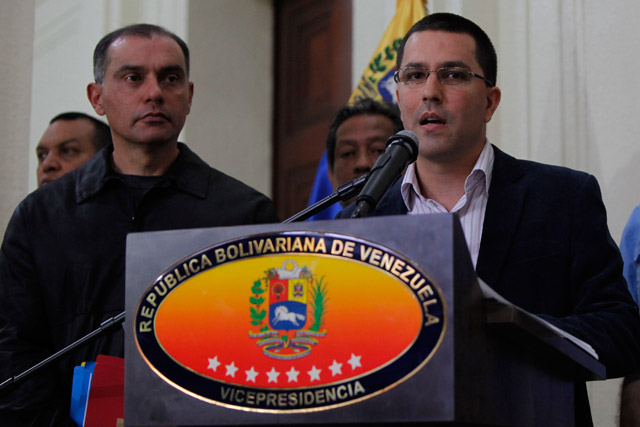 Arreaza: Aumento salarial para educadores rondará 97,6% (Video)