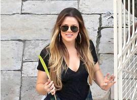 Khloe Kardashian asiste a la fiesta de Katy Perry sin su esposo