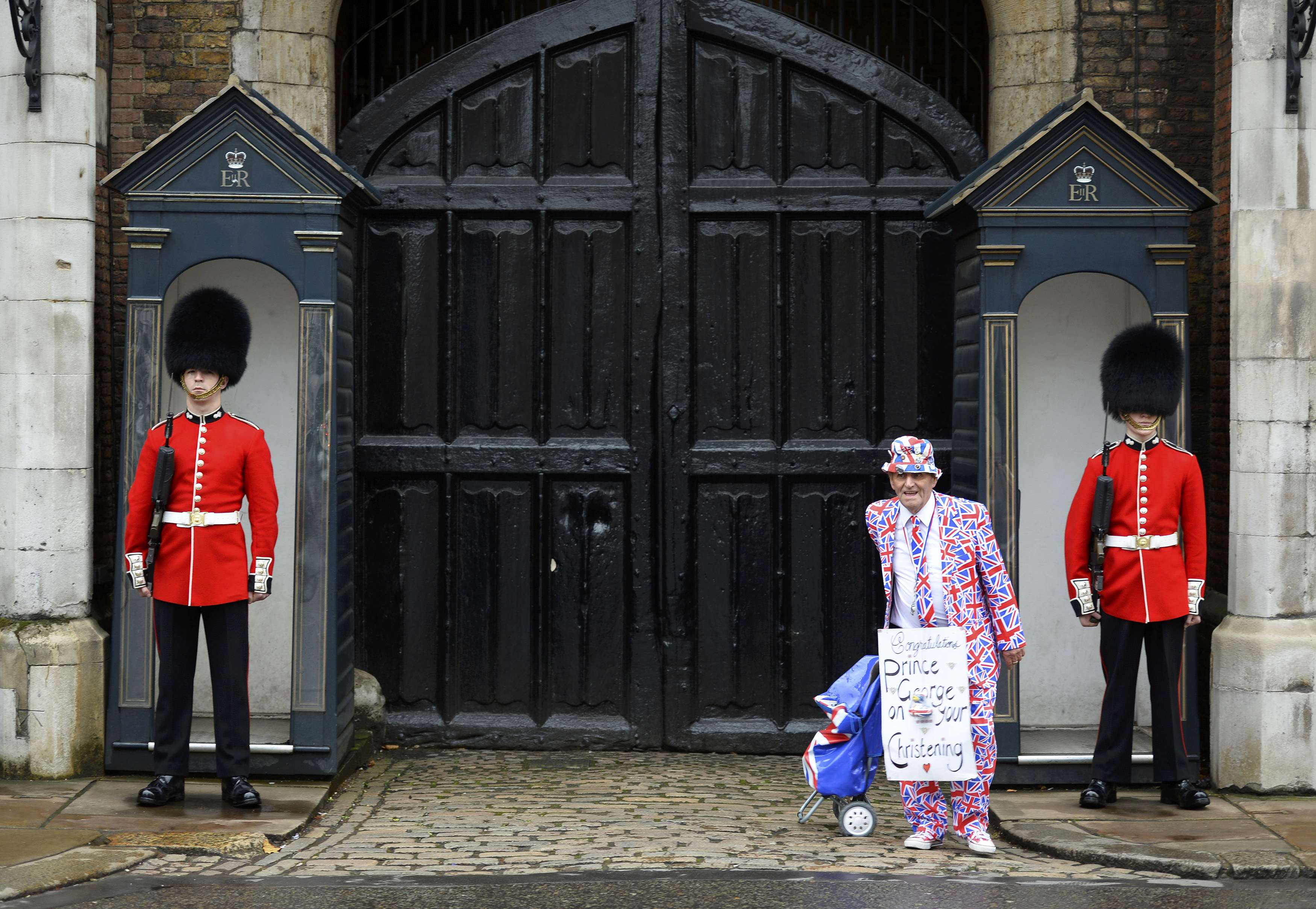 Así esperan en Londres el bautizo del principito (Fotos + lista de invitados)