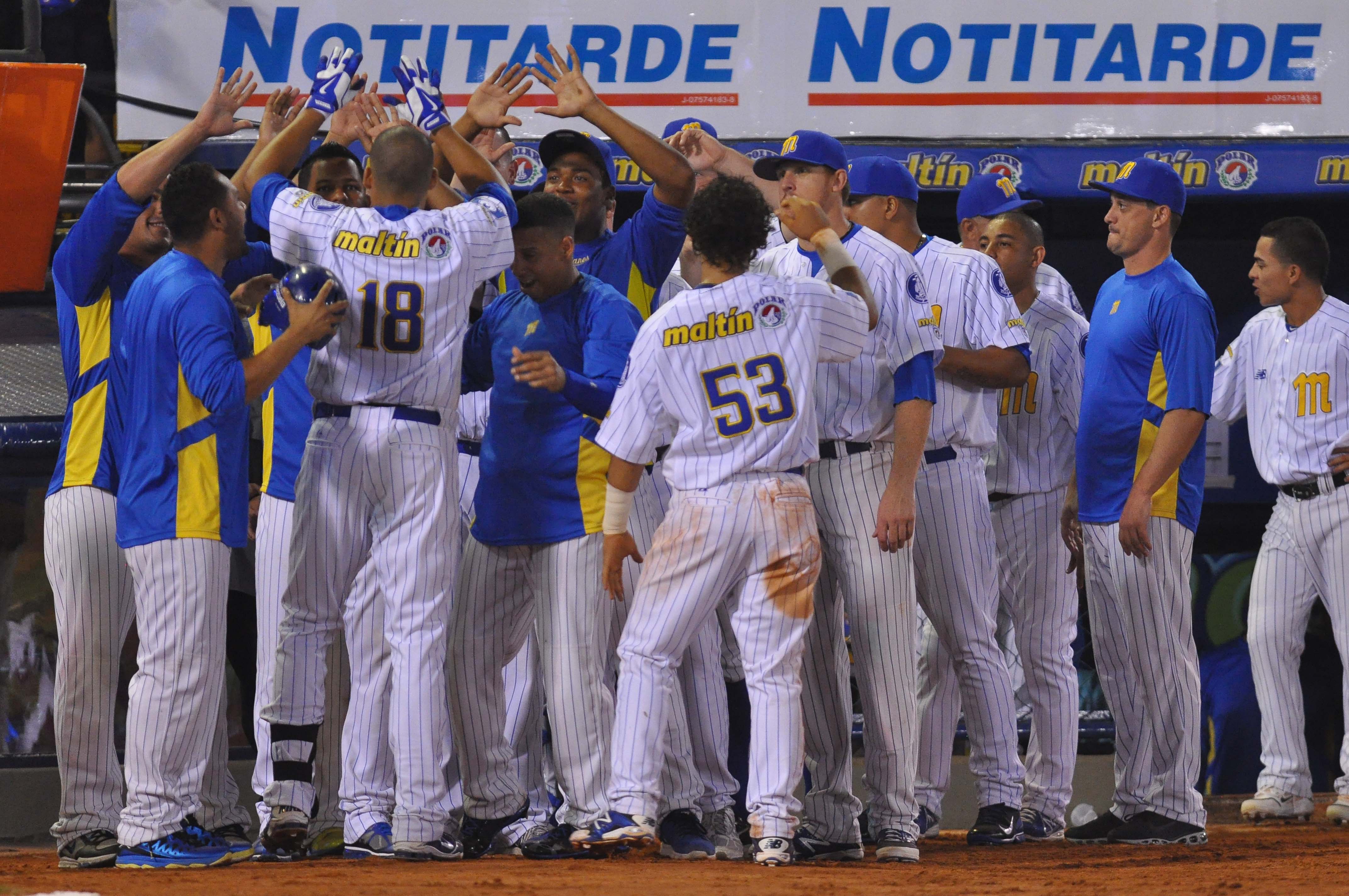 Los Navegantes ganan el primer clásico frente a los Leones