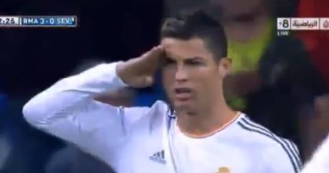 Ronaldo hace hat trick y se la dedica a Blatter (Video)