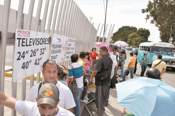 Tiendas de electrodomésticos comienzan a quedarse vacías