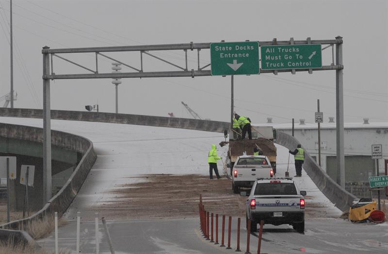 Una tormenta de nieve azota el sureste de EEUU (Fotos)