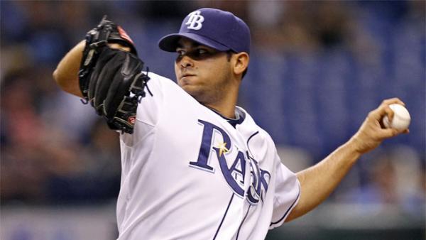 Alex Torres lanzará con los Padres de San Diego