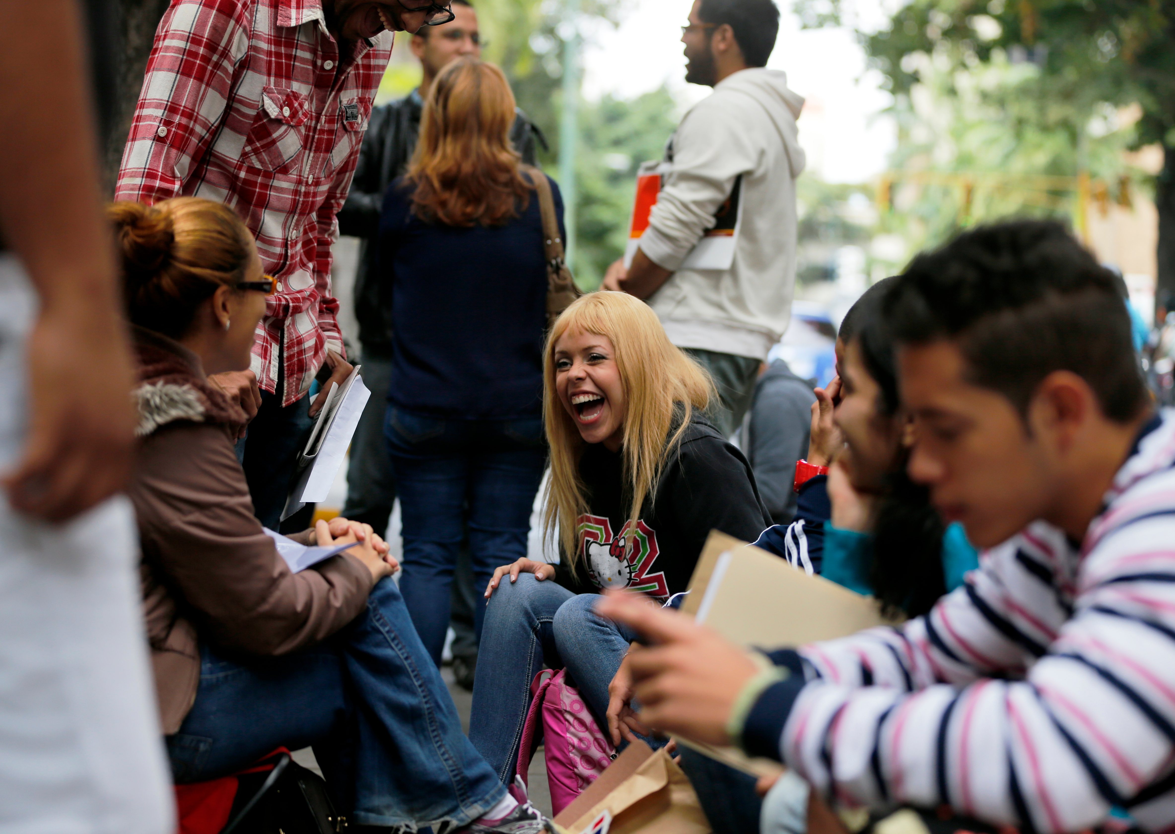 Jóvenes venezolanos buscan emigrar a Irlanda