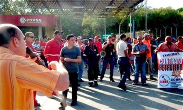 Sindicalistas detenidos fueron trasladados a tribunales