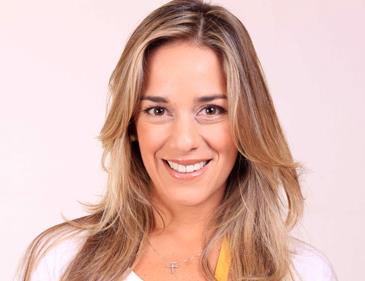 Lilian Tintori convoca a concentración con banderas tricolor el 12M