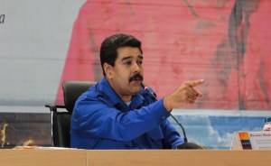 Maduro a The Guardian: Tratan de vender al mundo la idea de que en Venezuela hay protestas