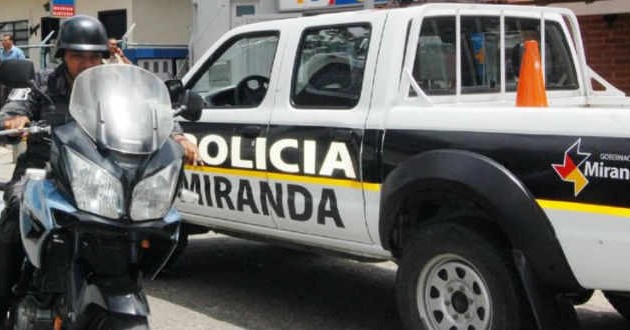 Atacan a Polimiranda con bombas molotov