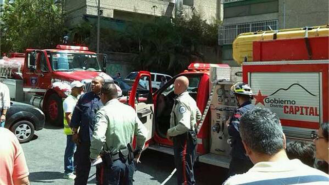 Incendio en el Centro Plaza de Altamira