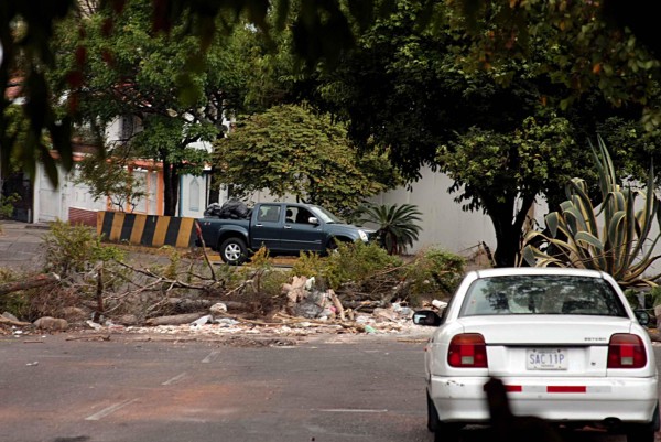 San Cristóbal, 25 días semiparalizada