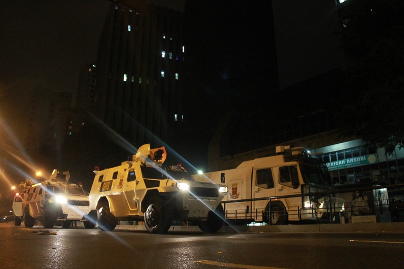 Arremeten contra estudiantes concentrados frente a sede de la ONU (Fotos y video)