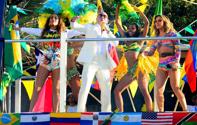 Pitbull y JLo presentan “We Are One” tema oficial del Mundial Brasil 2014 (Video)